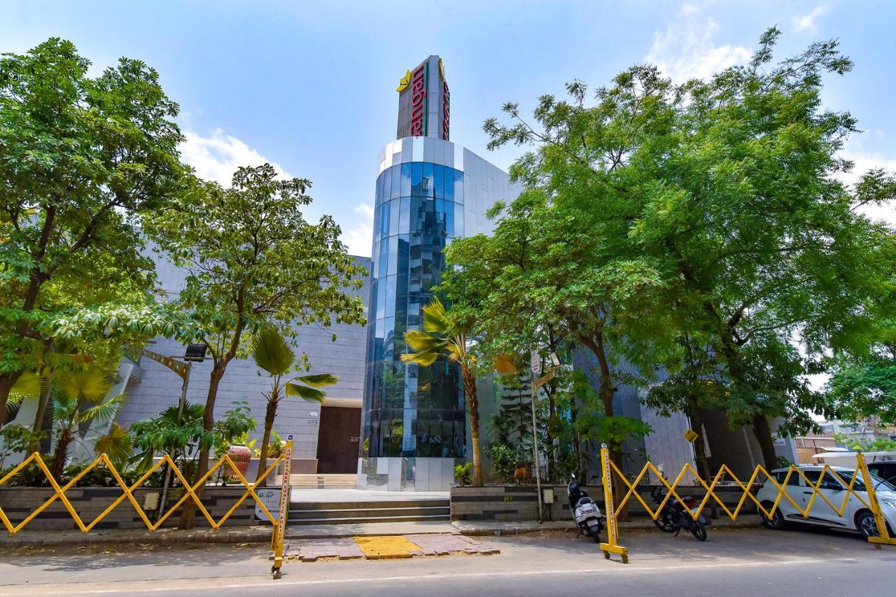 Fabhotel Gl Residency - Satellite Ahmadabad Zewnętrze zdjęcie