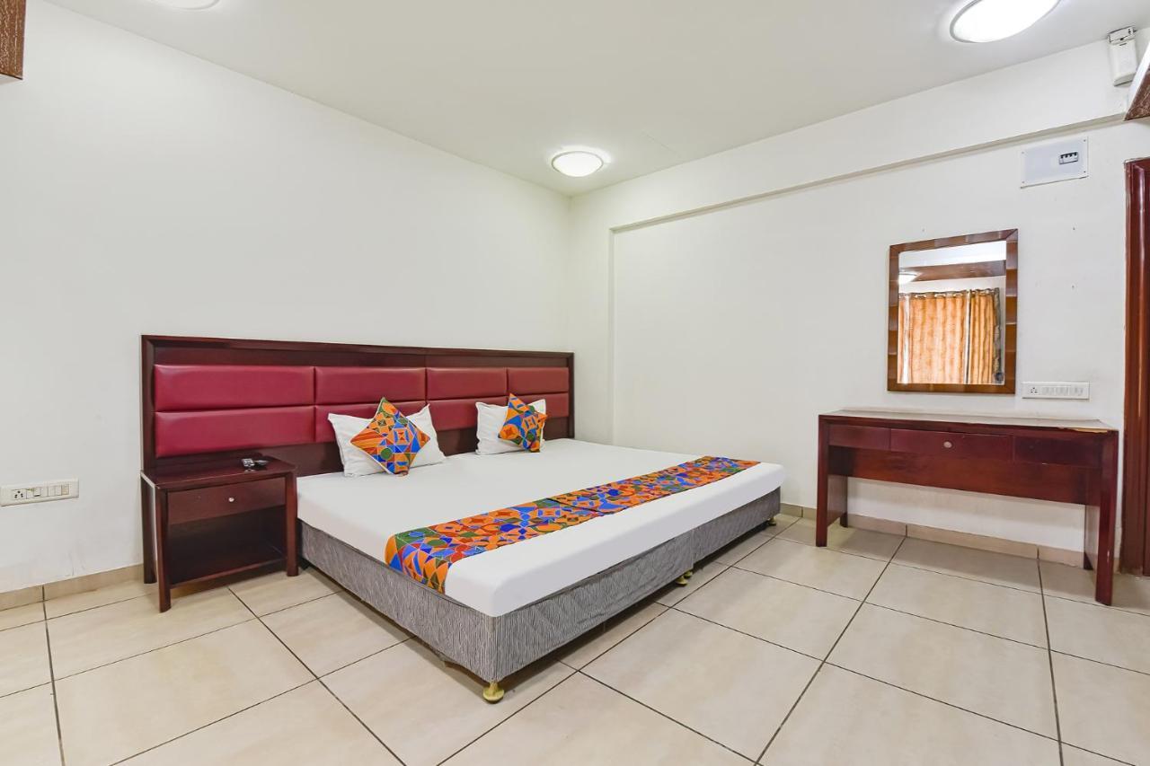 Fabhotel Gl Residency - Satellite Ahmadabad Zewnętrze zdjęcie
